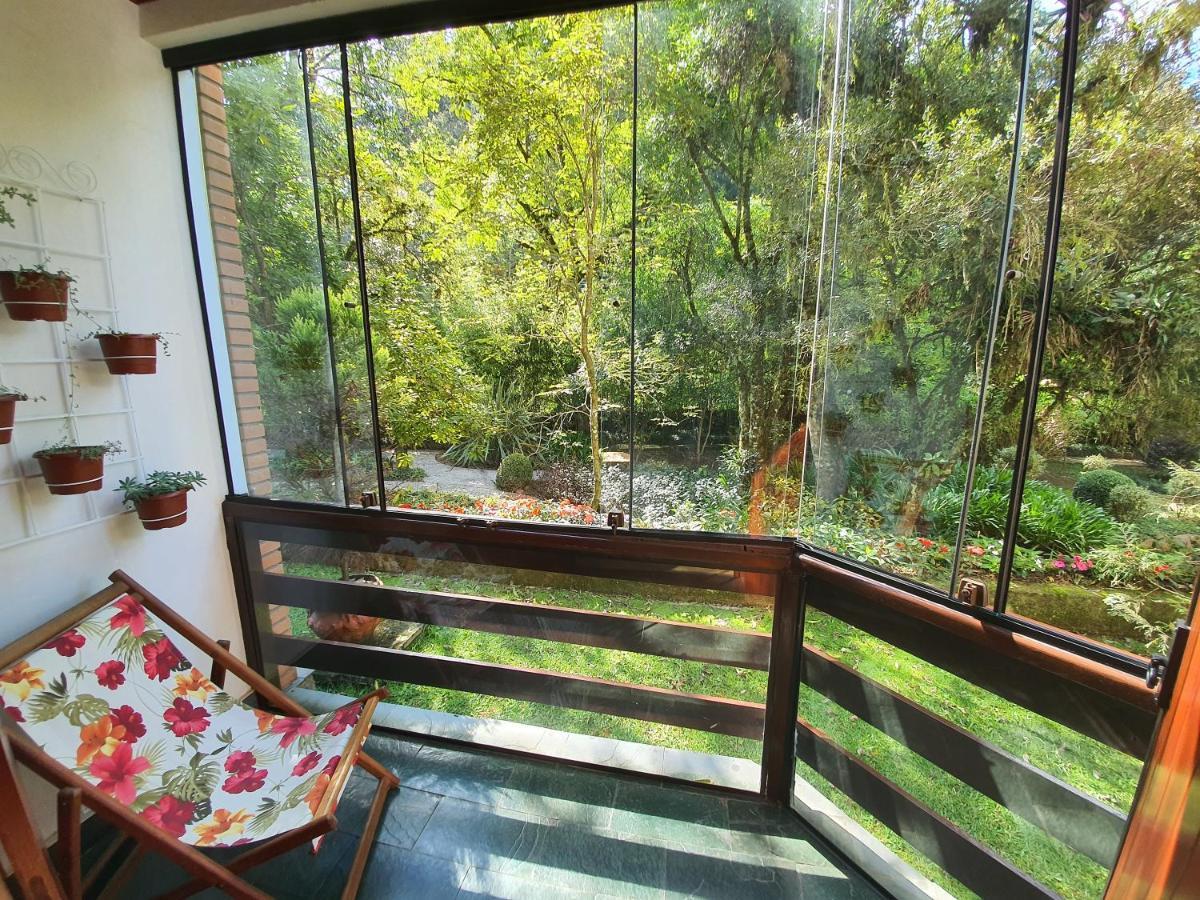 Lindo Apto No Centro Capivari - Condominio Privado Кампус-ду-Жордан Екстер'єр фото